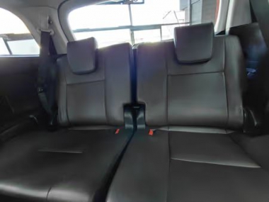17960Toyota Fortuner023-th.jpg